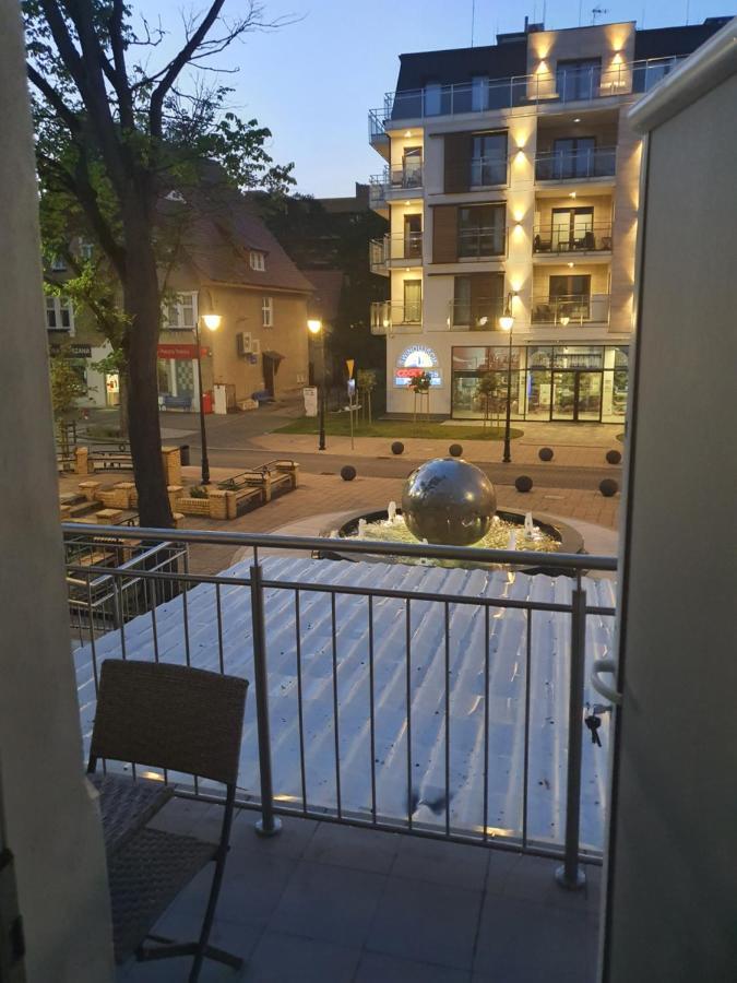 Apartament Sto Metrow Od Morza Świnoujście Esterno foto