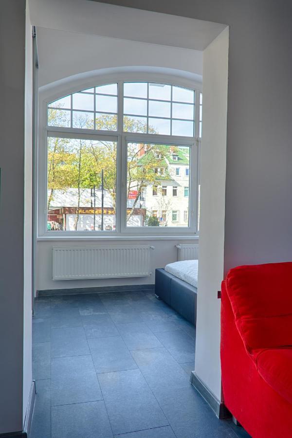 Apartament Sto Metrow Od Morza Świnoujście Esterno foto